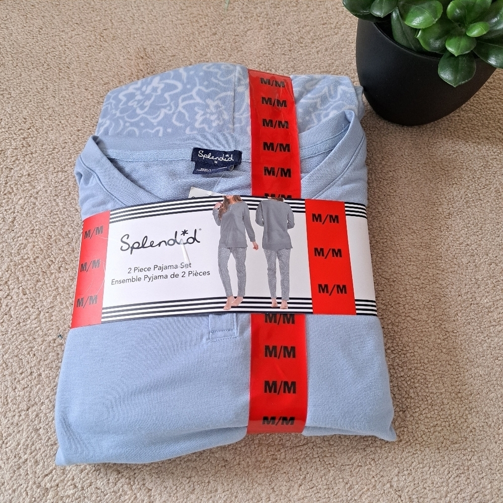 Splendid 2 Piece PJ Set Women's Medium Blue White Long Sleeve & Pants NEW